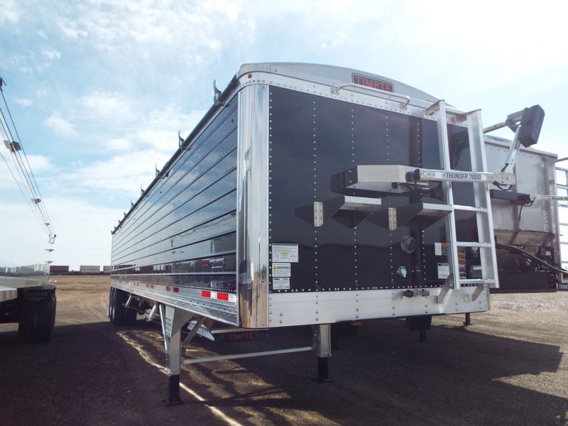 In Stock: David City,NE -  2027 Timpte Farm Hopper w/Reverse Door Operation - 33'5" x 102" x 72" - TBA006 ( 4 Available )