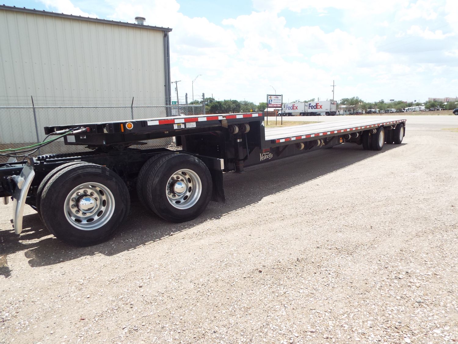 In Stock: Amarillo, TX : 2018 Fontaine Drop Deck - 48' x 102" - Spread Air - 527757