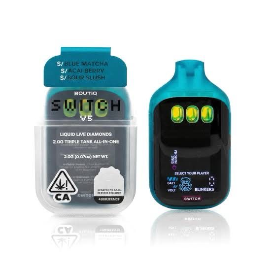 BOUTIQ Switch: 2gram Triple Tank Liquid Live Diamonds Disposable Vape - Blue Matcha (SATIVA) x Açaí Berry (SATIVA) x Sour Slush (SATIVA)