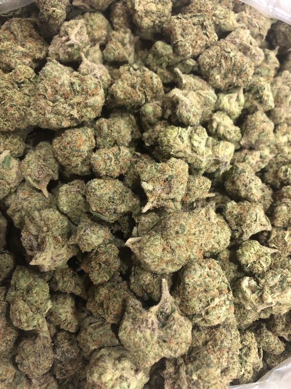 Flower: Black Sugar Rose THC: 29% 3.5g INDICA