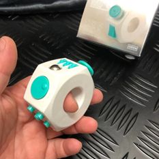 Kaiko Fidget Cube Ring White/Teal