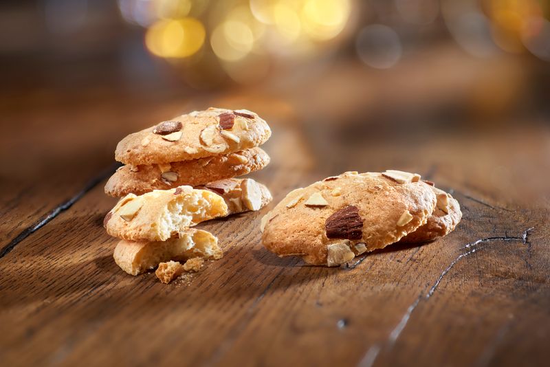 Maison Bruyère - Amandelkoekjes met een vleugje citroen