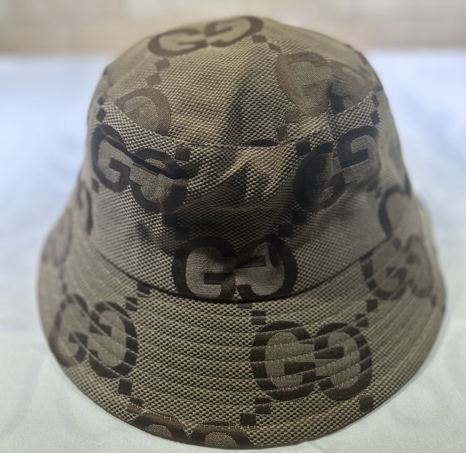 GG BUCKET HAT