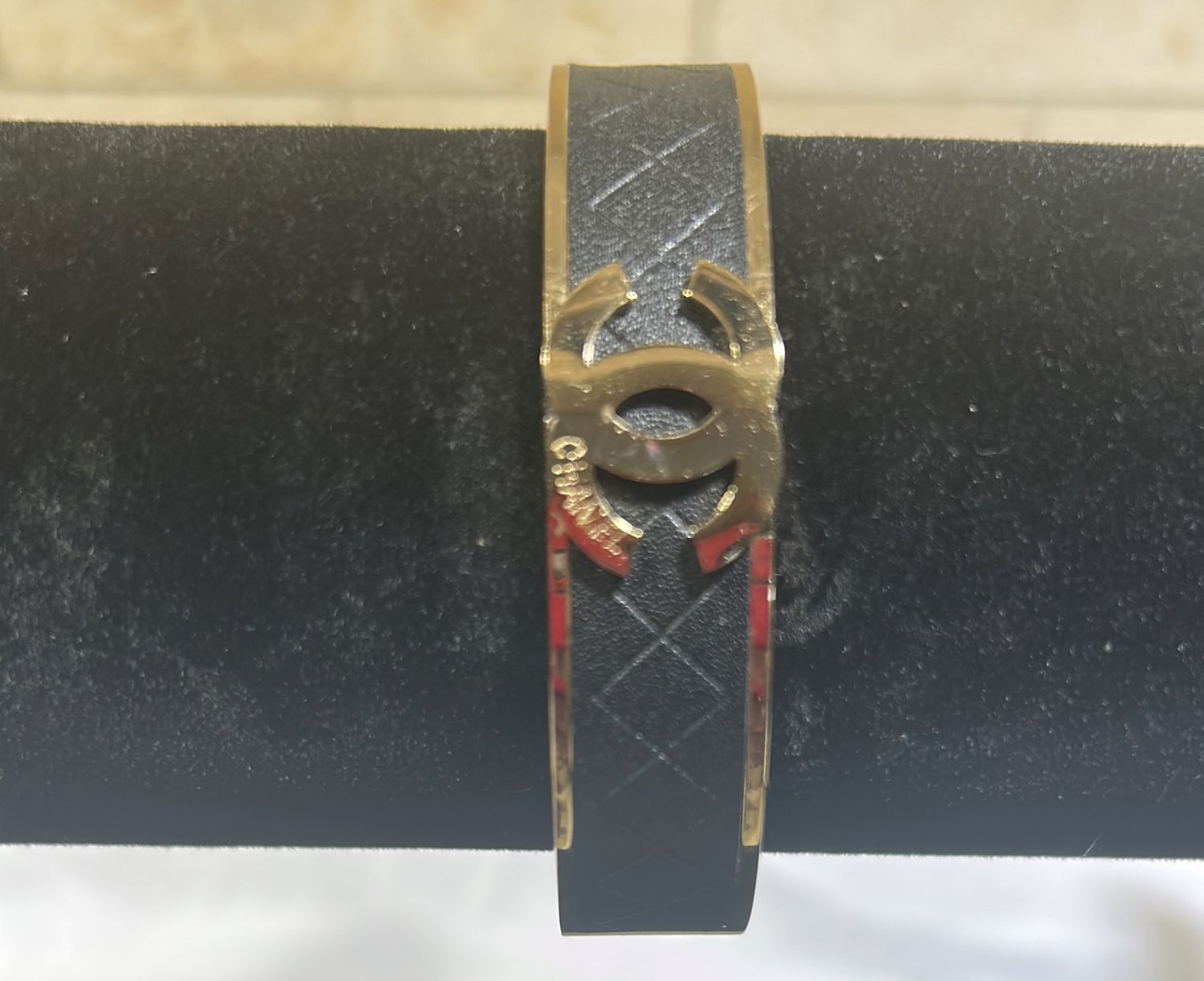 Bracelet, black and gold Chanel