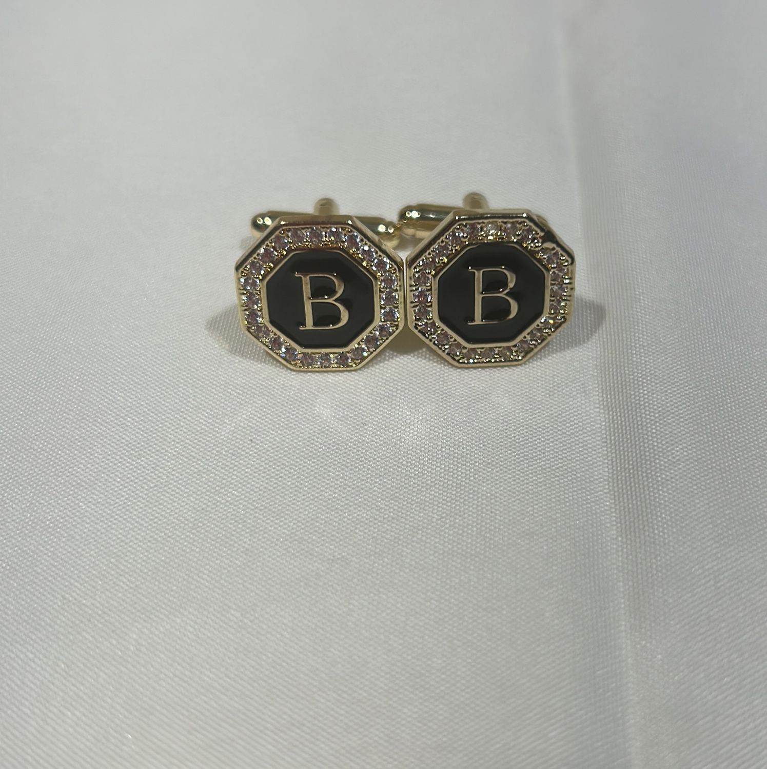 Cufflinks B