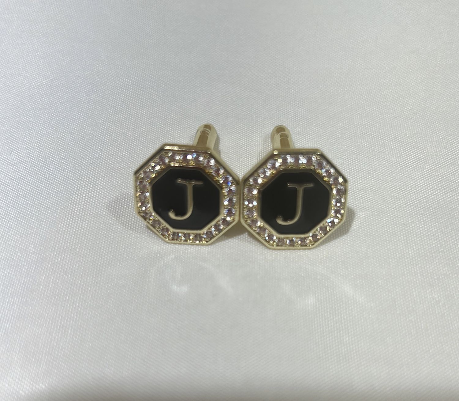 Cufflinks J