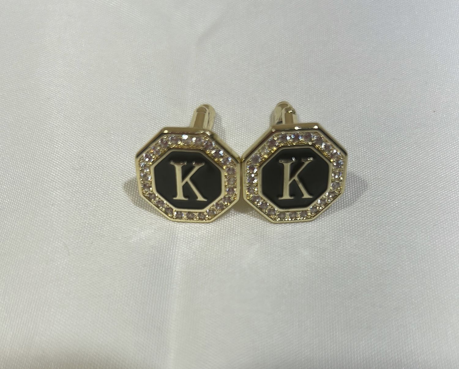 Cufflinks K