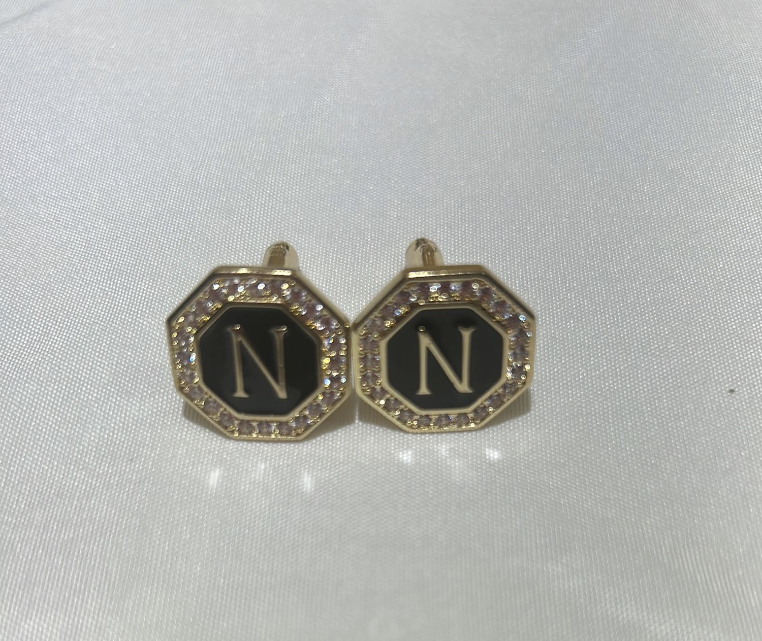 Cufflinks N