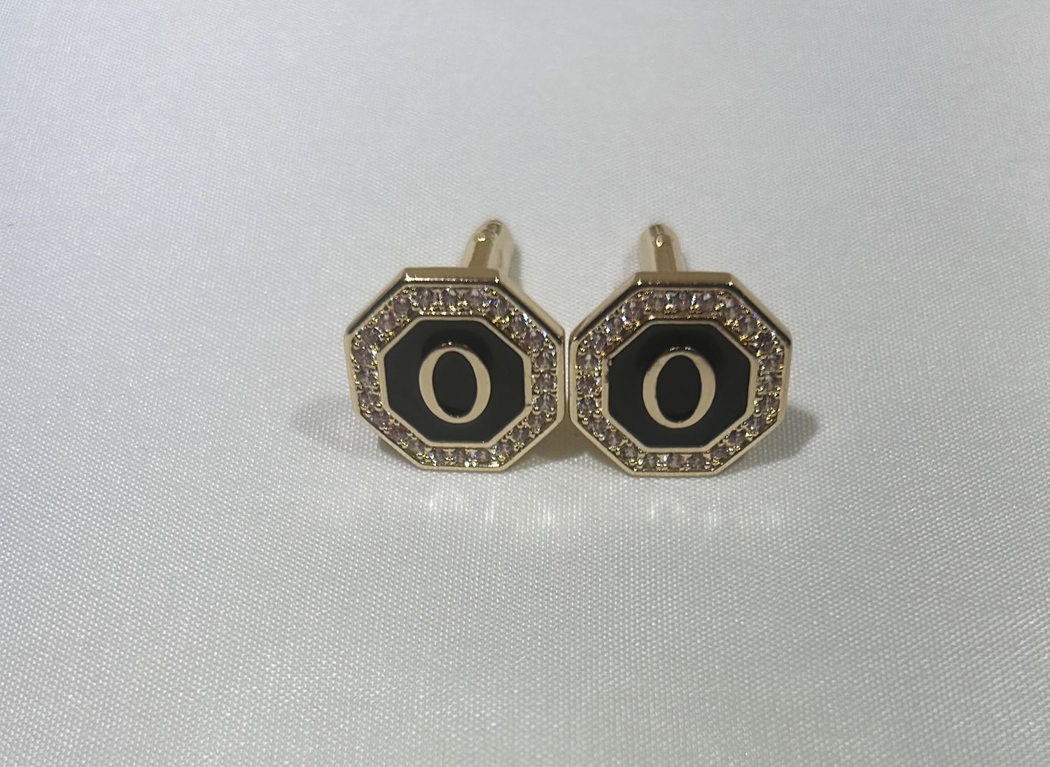 Cufflinks O