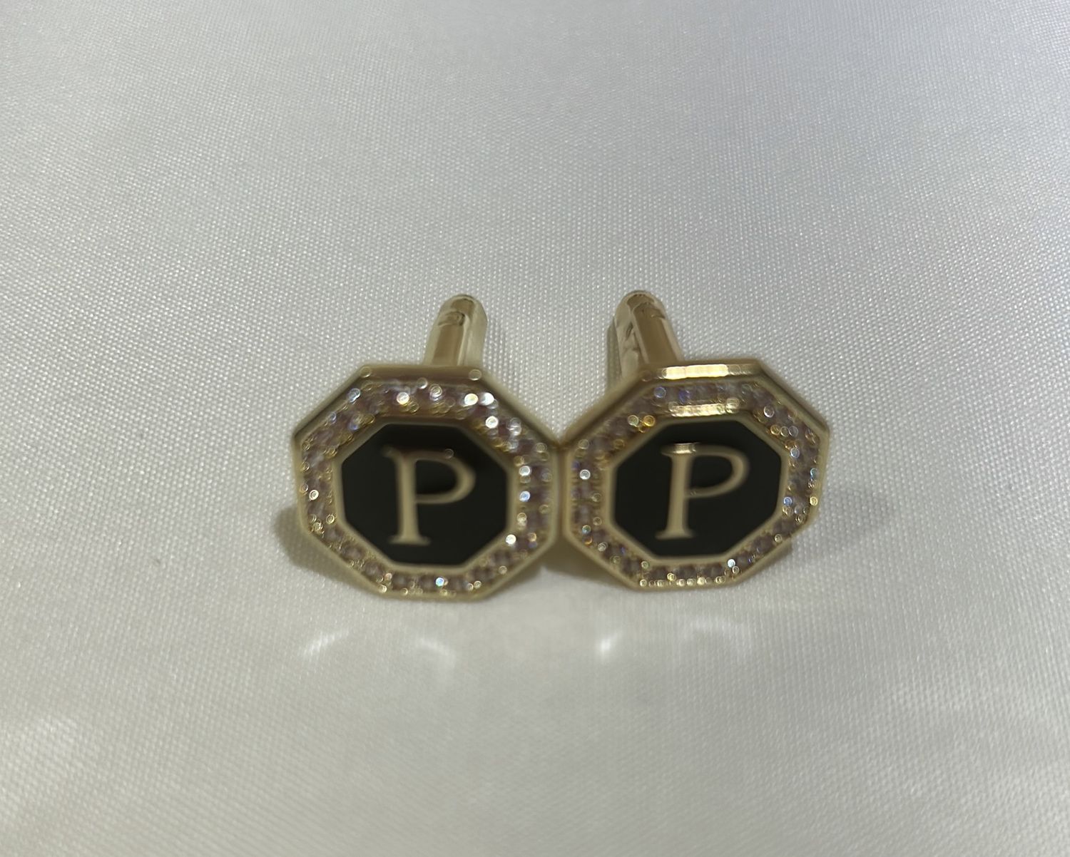 Cufflinks  P