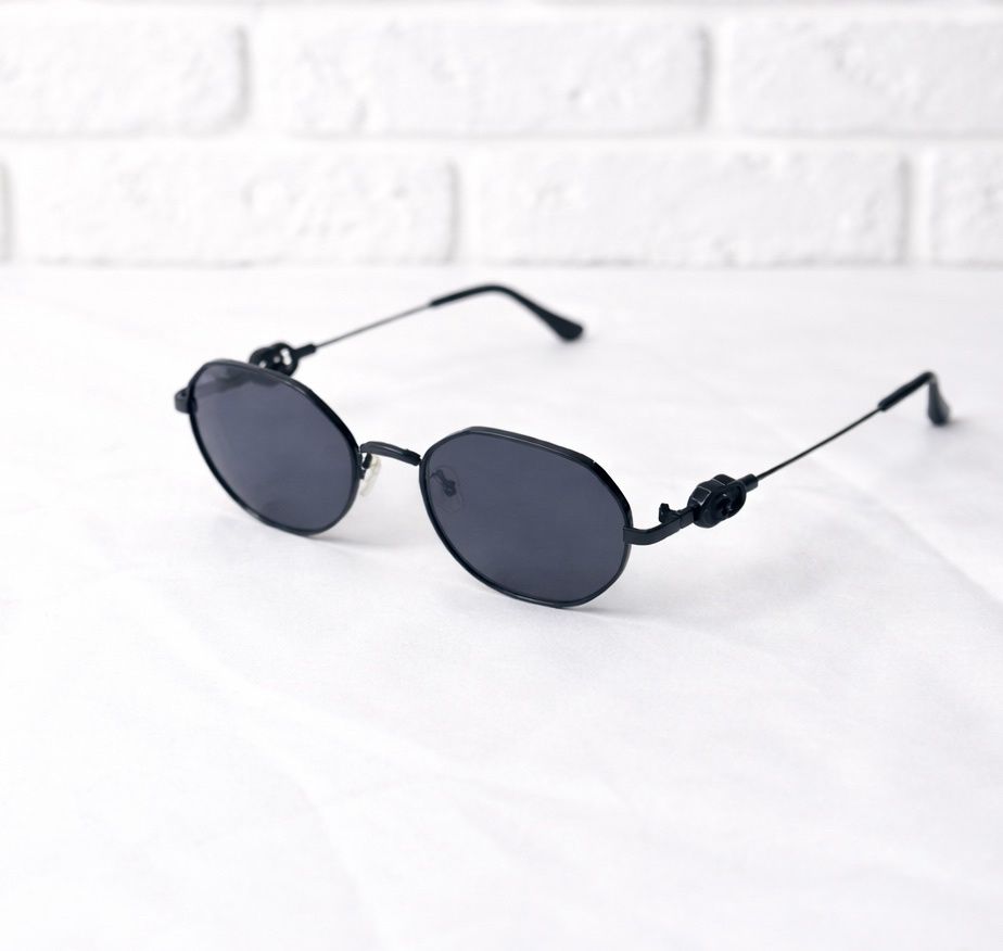 GG sunglasses black