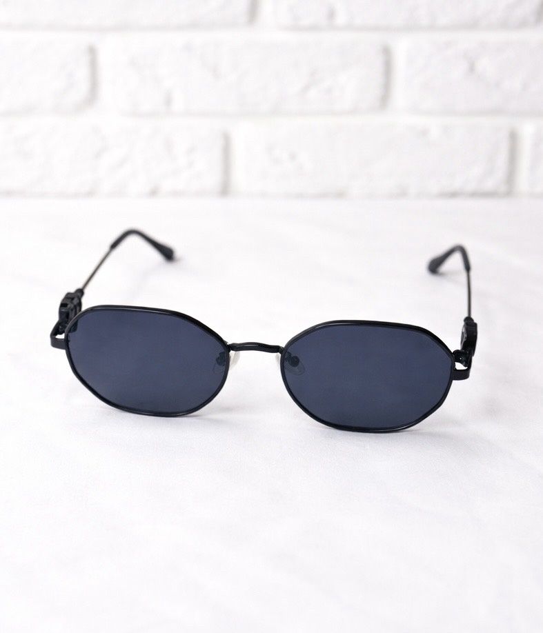 GG sunglasses black