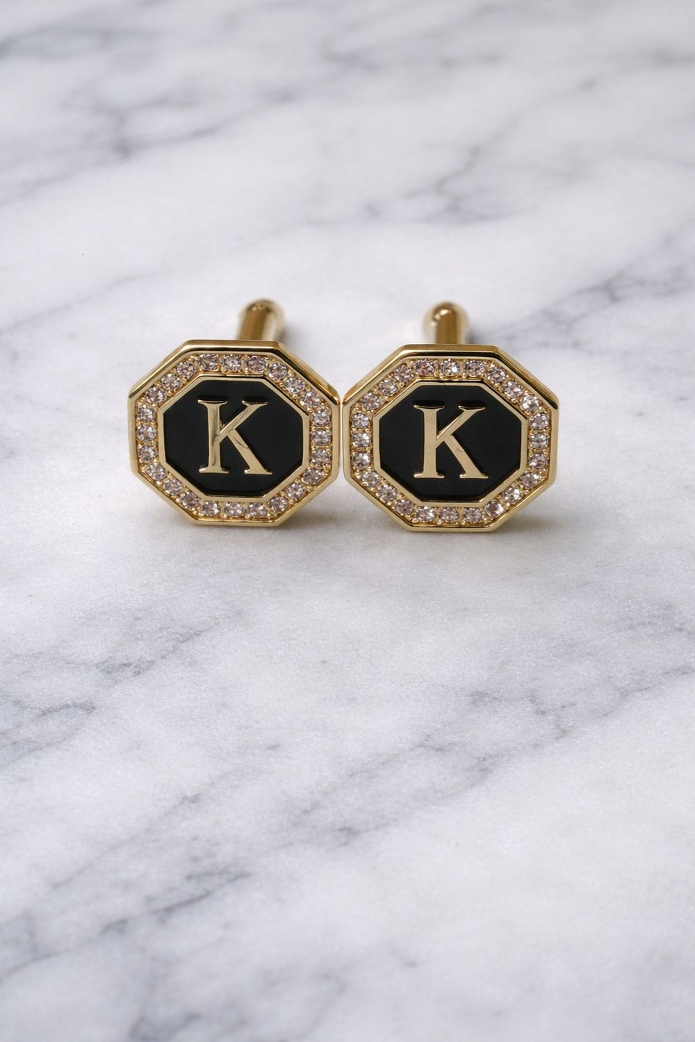 Golden color initial cover links K
