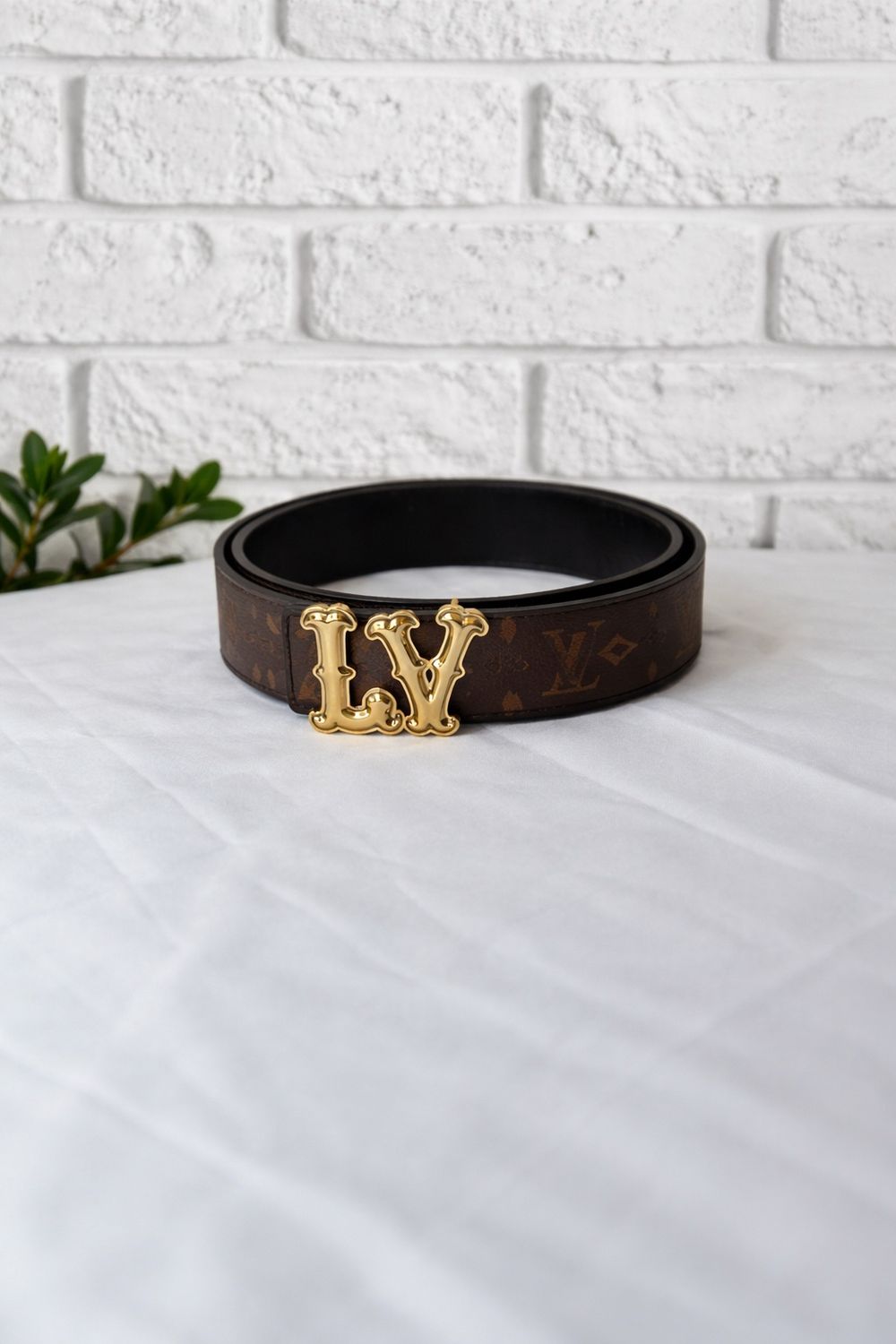 Brown and gold LV 2 belt