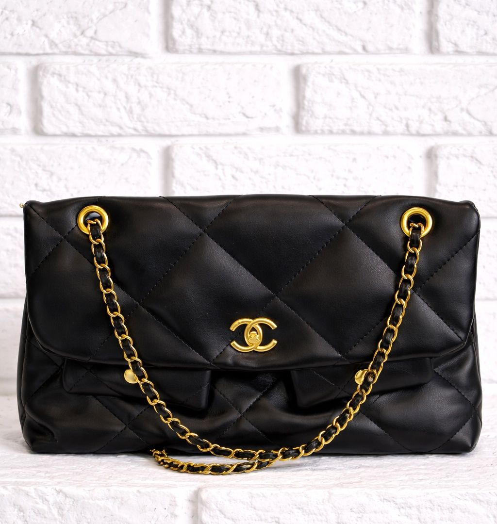 Black and gold chain cc bag