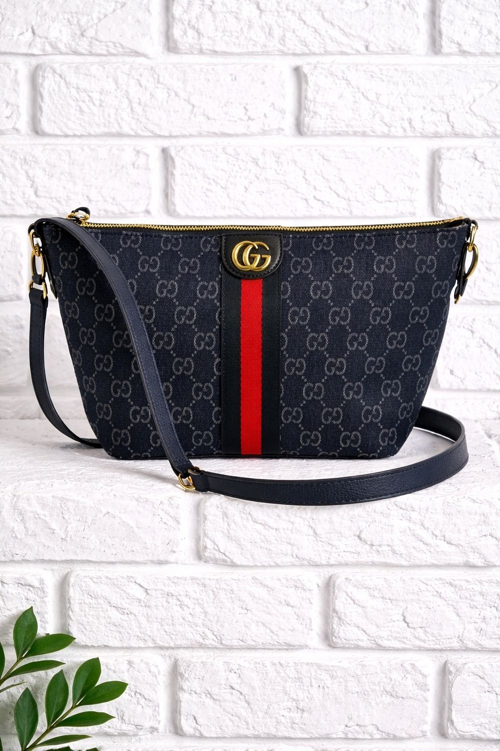 Medium Gigi Jean purse