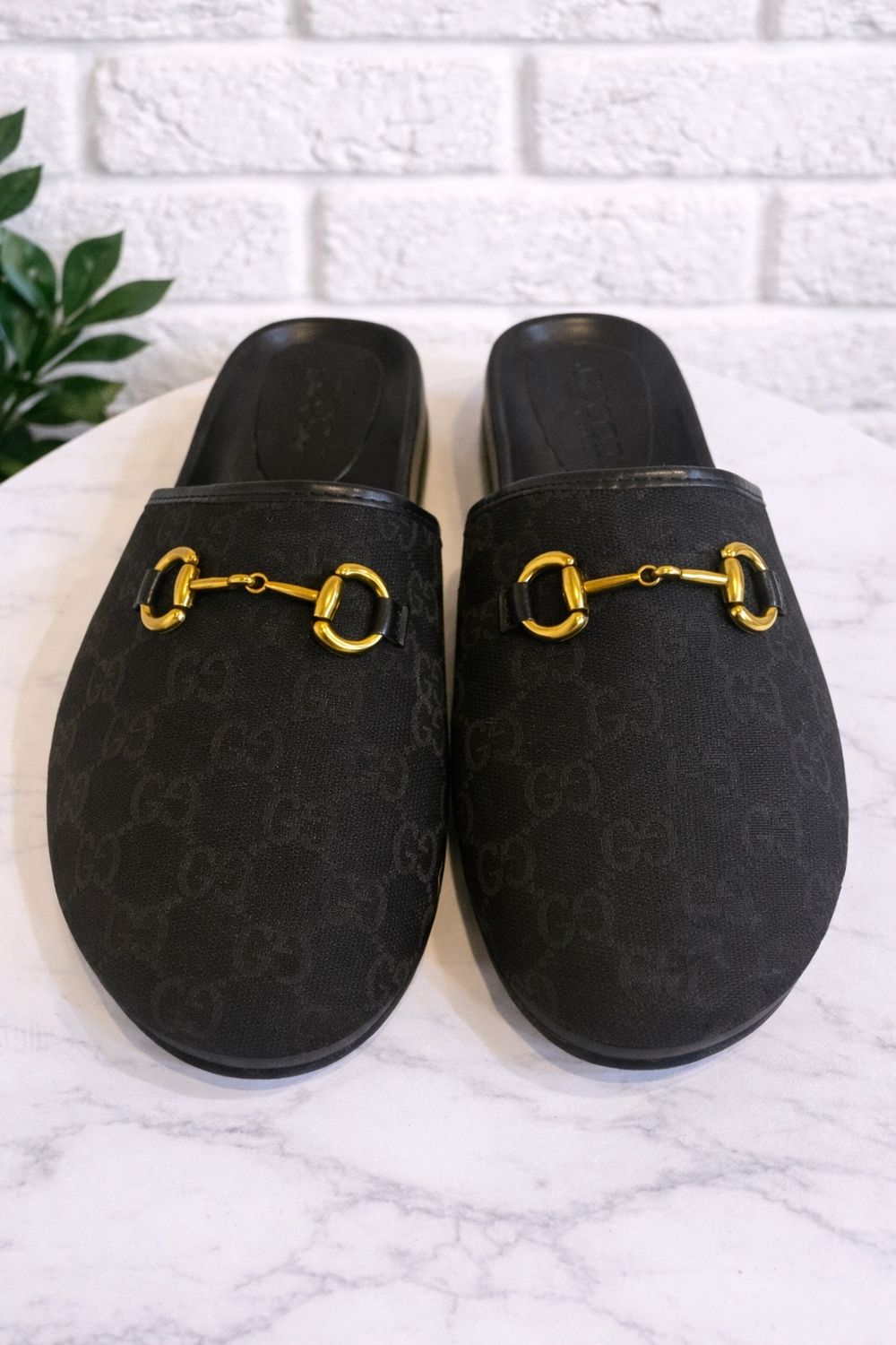 Black GG slipper