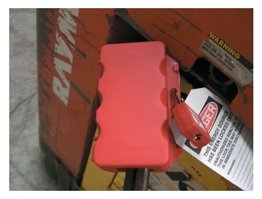 Multi-Power Electrical Plug Lockout Box (#KDD204) Multi-Power Electrical Plug Lockout Box (#KDD204)