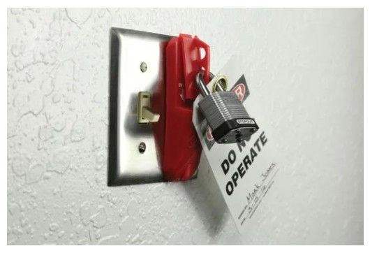 STOPOUT® Universal Blockout Wall Switch Cover (#KDD139) STOPOUT® Universal Blockout Wall Switch Cover (#KDD139)