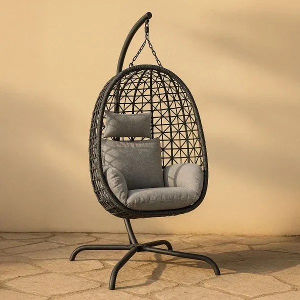 Huśtawka NIDO Czarna z szarą poduszką 104x106x184 cm