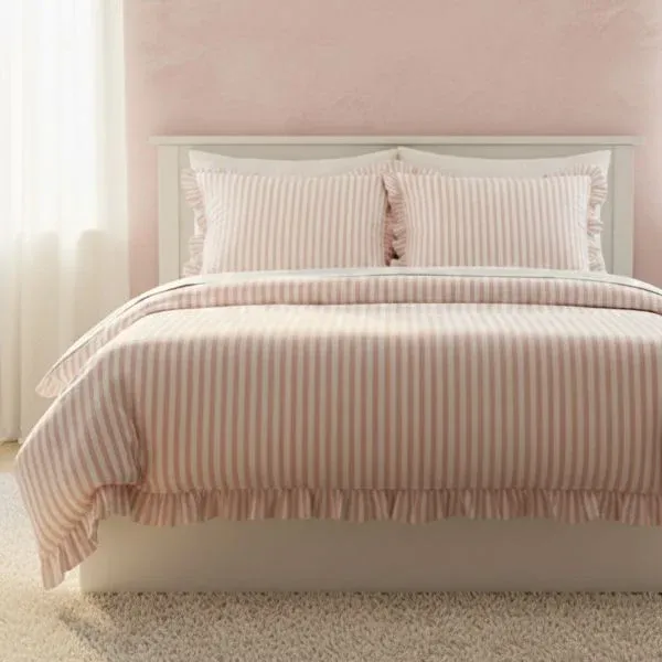 Pościel TRUDY bawełniana w różowe paski z falbanką 220x200 + 2*70x80 cm