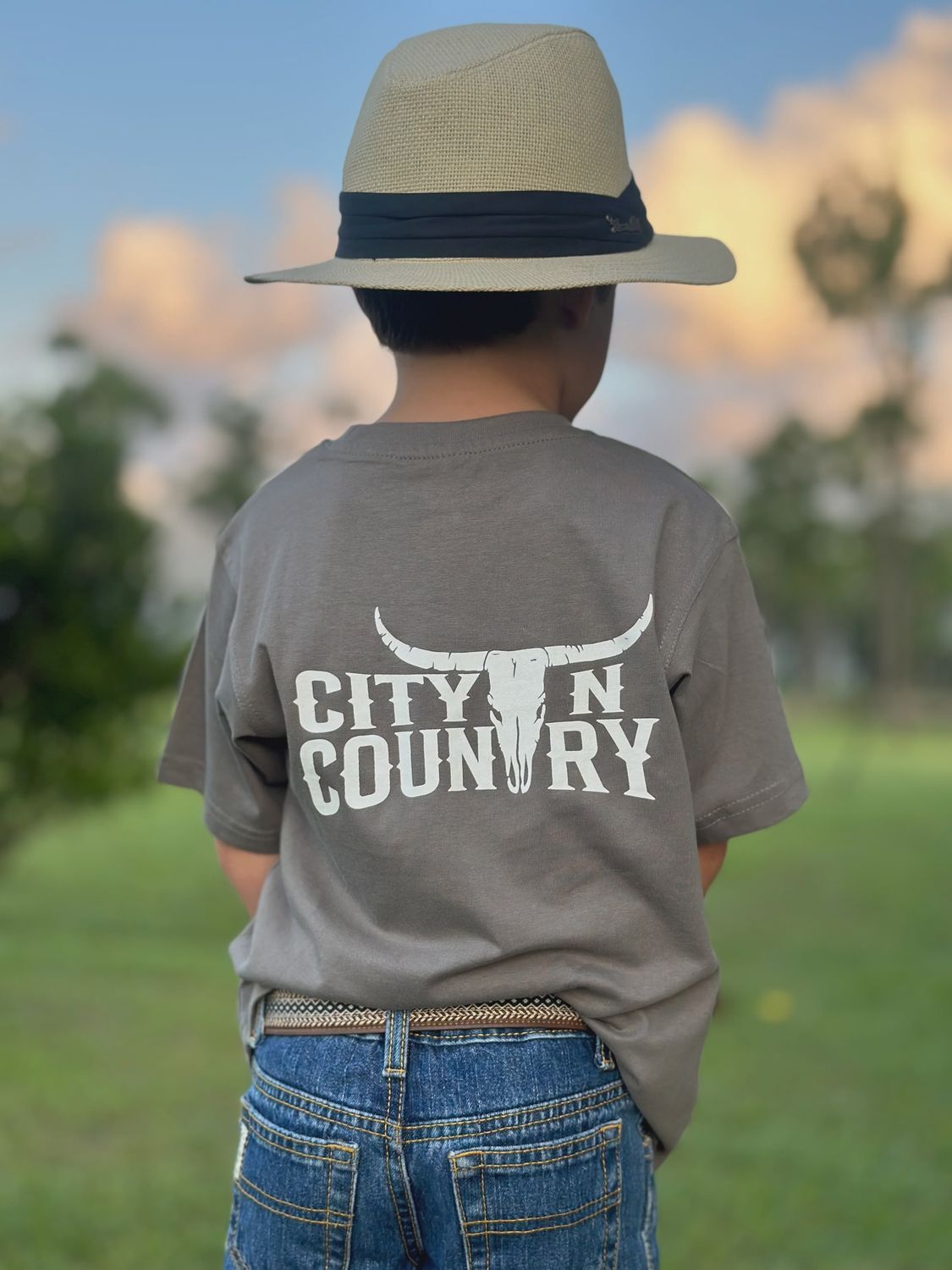 City N Country Kids Classic Charcoal and White T-Shirt, Color: Charcoal, Size: 00