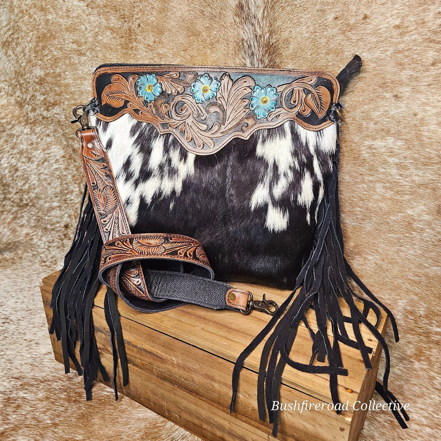 Bushfire Road Daisy Shoulder Bag