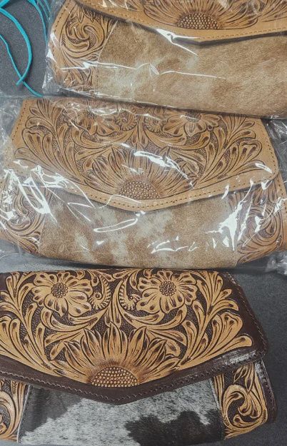 Bushfire Road Sundance Tan Clutch