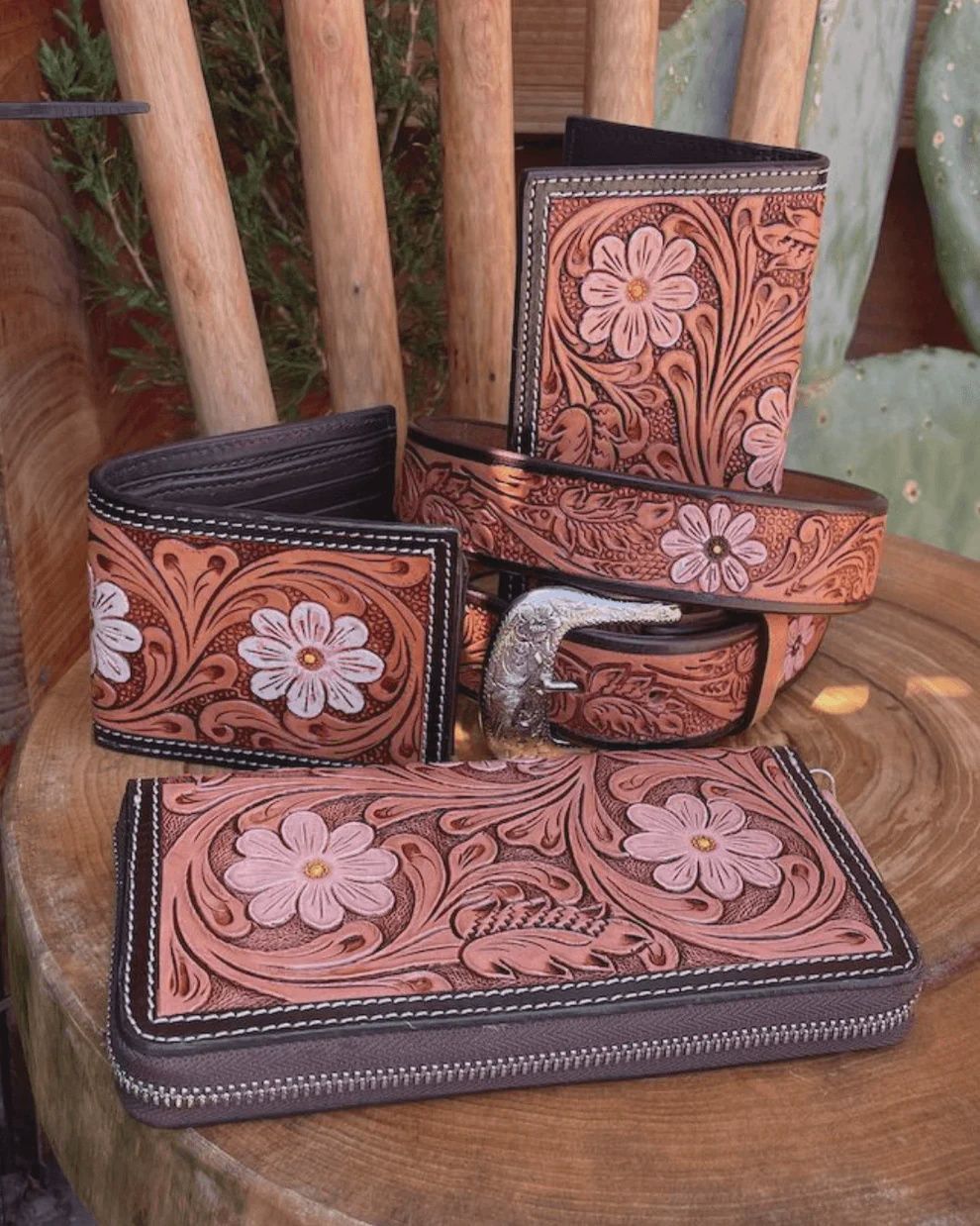 Outback King Western Zip Desert Daisy Wallet