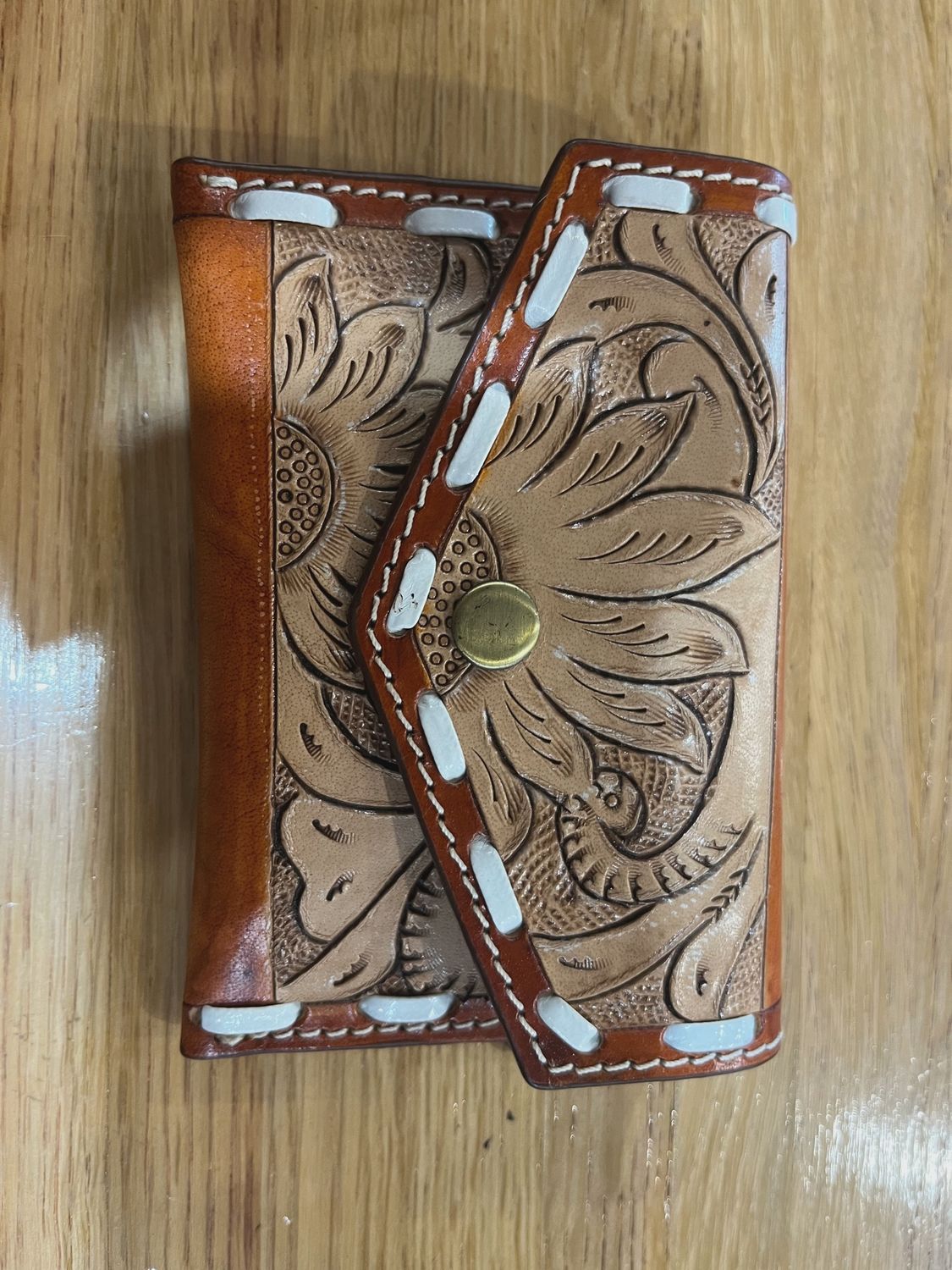 Bushfire Road Tooled Tan White Keyring Purse