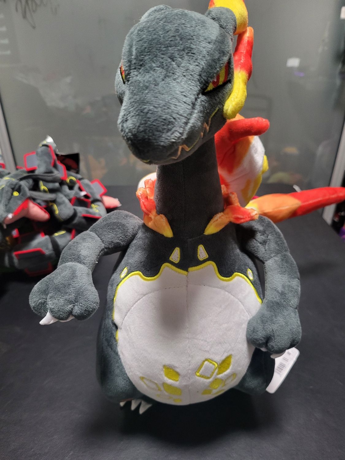 Plush PKM GMax Charizard Shiny