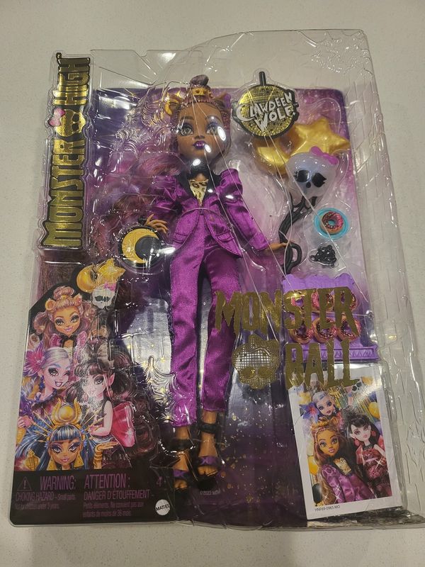 MH Clawdeen Wolfe-MB