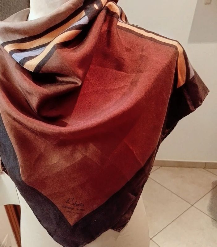FOULARD ROBERTA DI CAMERINO
