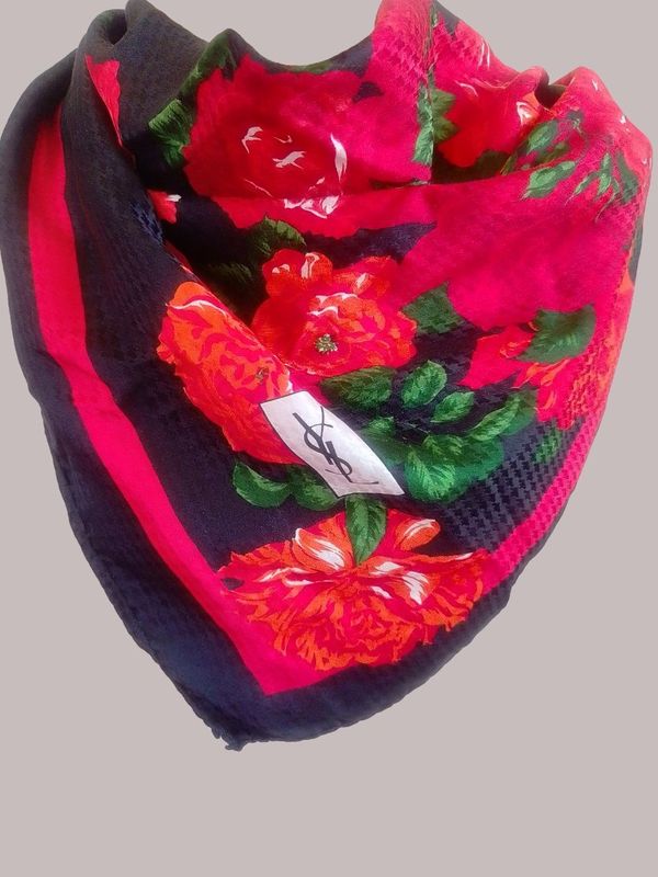FOULARD YSL