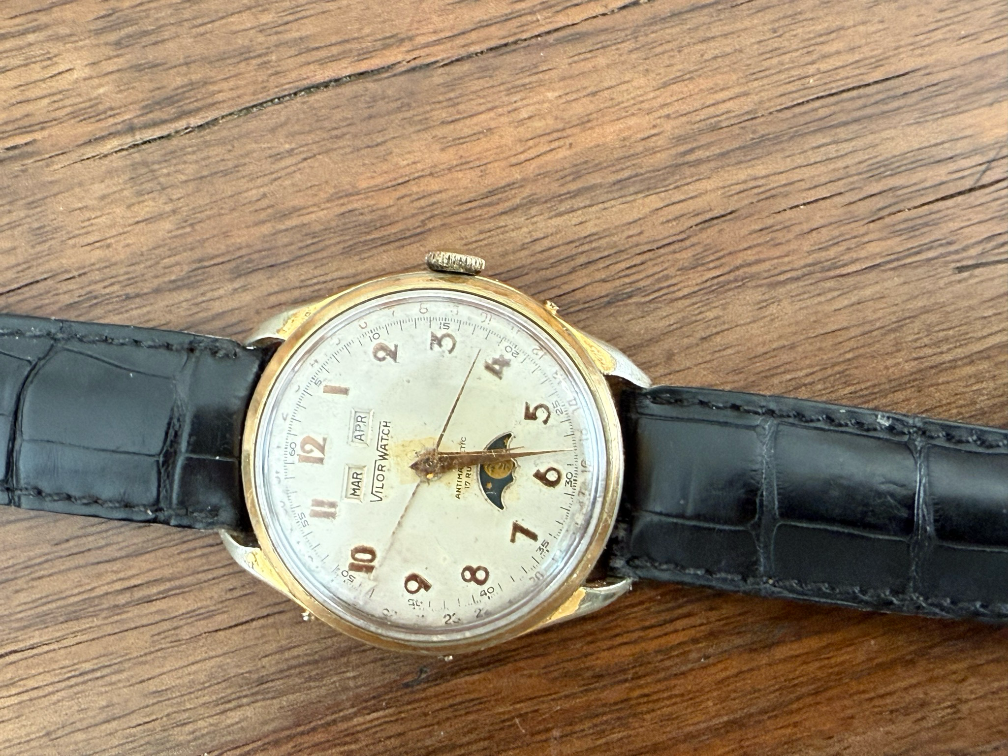 VILOR WATCH