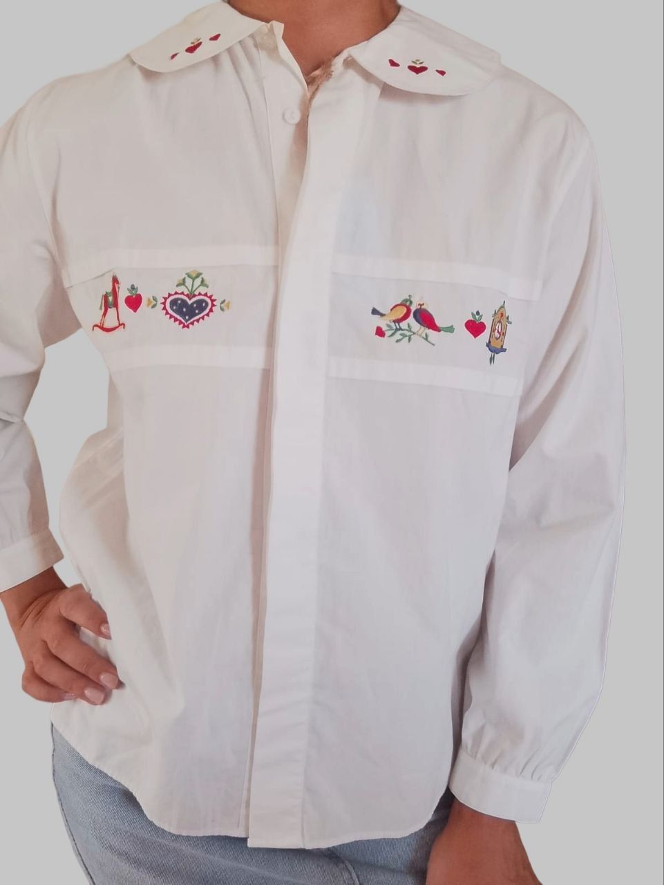 CAMICIA ANNI 80 CON DECORI CAMICIA ANNI 80 CON DECORI