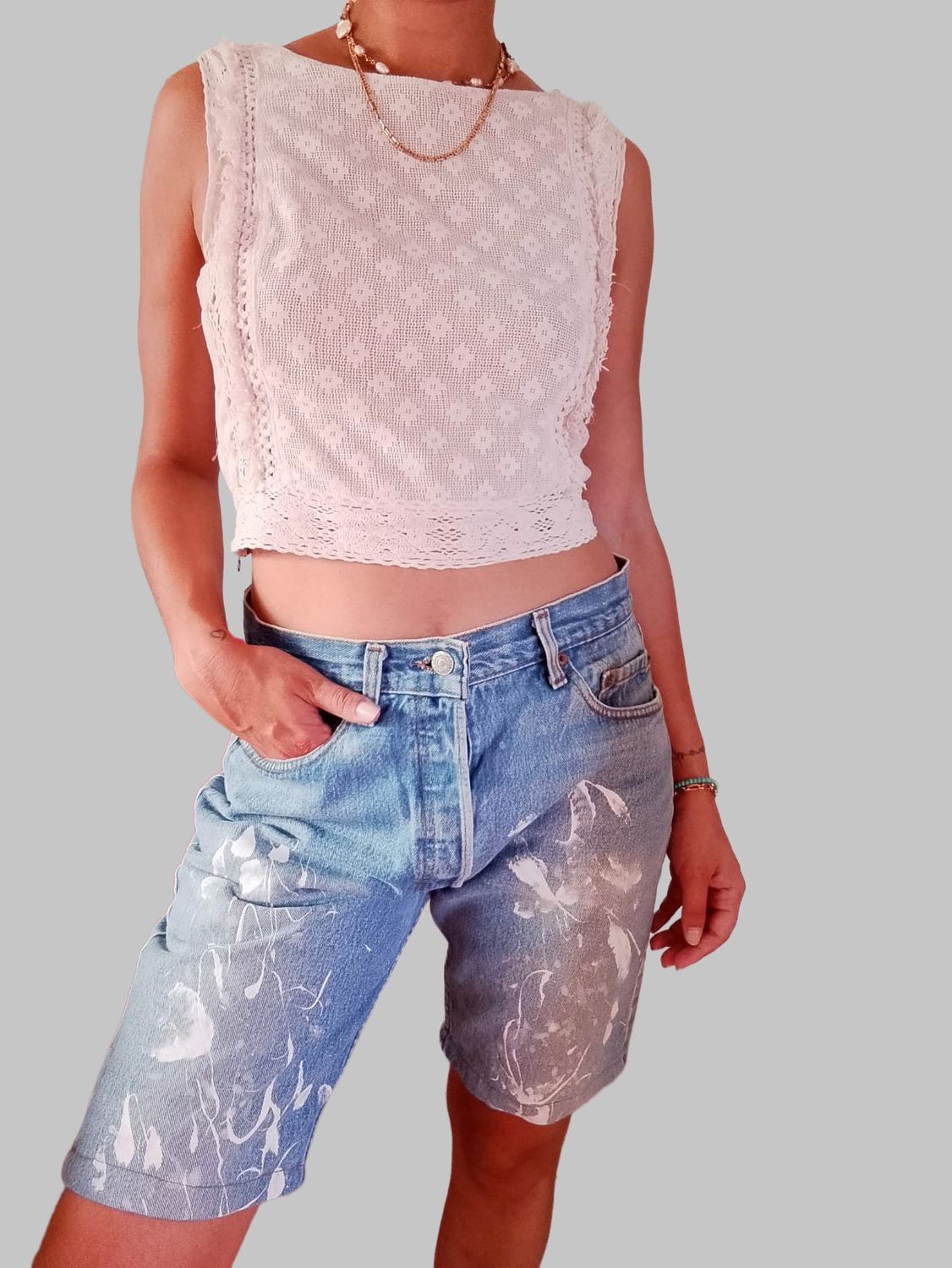 BERMUDA LEVIS