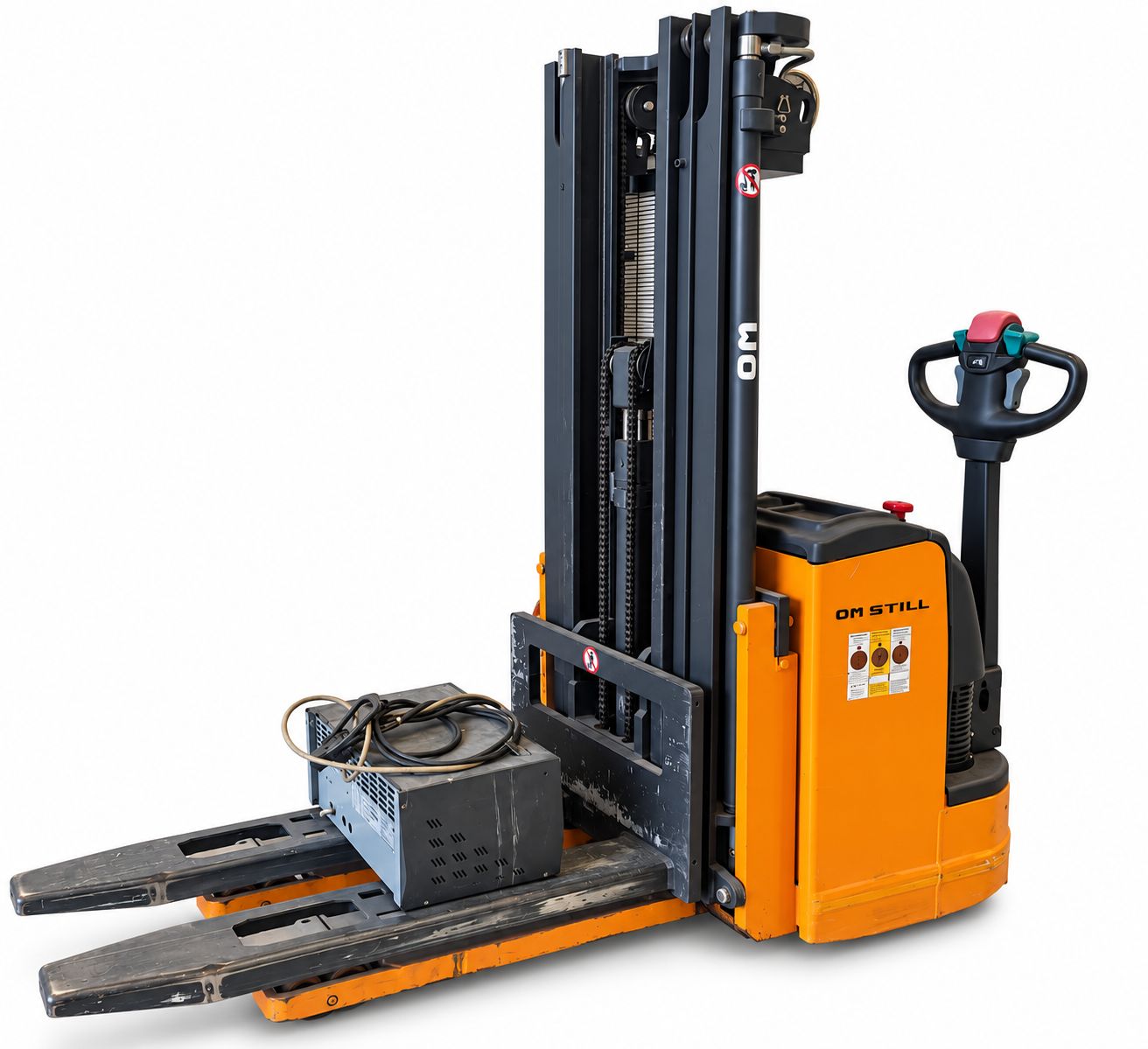 Transpallet Elettrico a Colonna OM STILL Usato – Anno 2015 – Altezza 4465 mm Transpallet Elettrico a Colonna OM STILL Usato – Anno 2015 – Altezza 4465 mm
