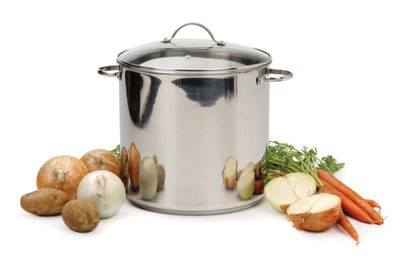 16 Qt. Stockpot RSVP