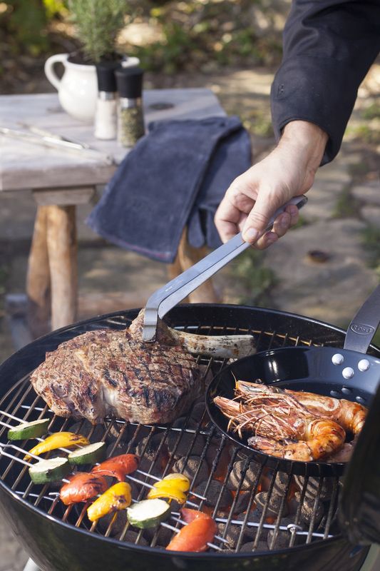 Curved Grill Tongs 35.5 cm