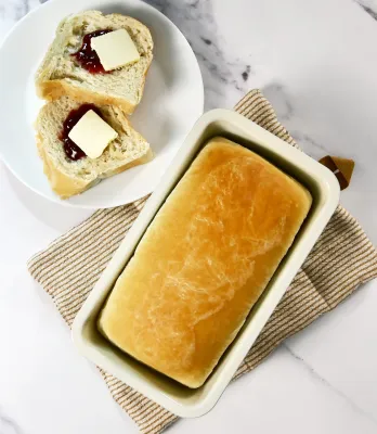 KG Small Ceramic Loaf Pan