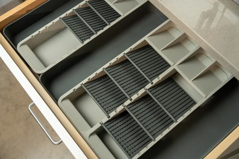 Adjustable Drawer Storage