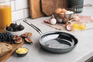 Nanobond 8.5" Skillet
