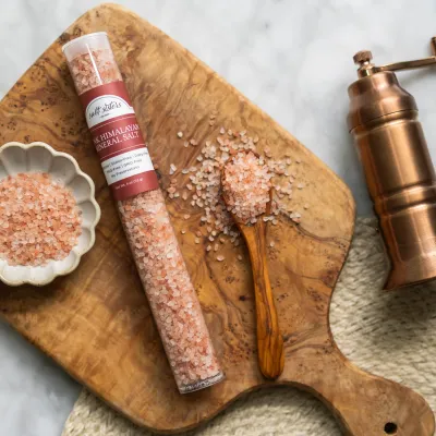 Pink Himalayan Salt 5oz. (medium)