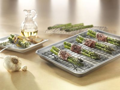 USA Pan 1/4 Sheet Cooling Rack