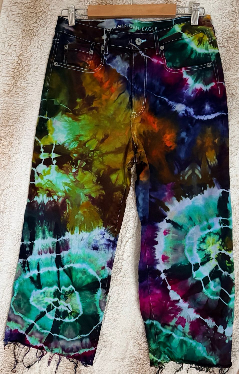 White Jeans Tie Dyed.  American eagle Super Stretch 30 Waist.  Crop Pants