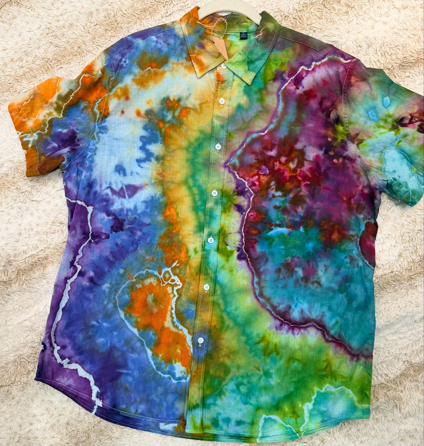 Men’s linen Shirt. Button Front.  Size XL