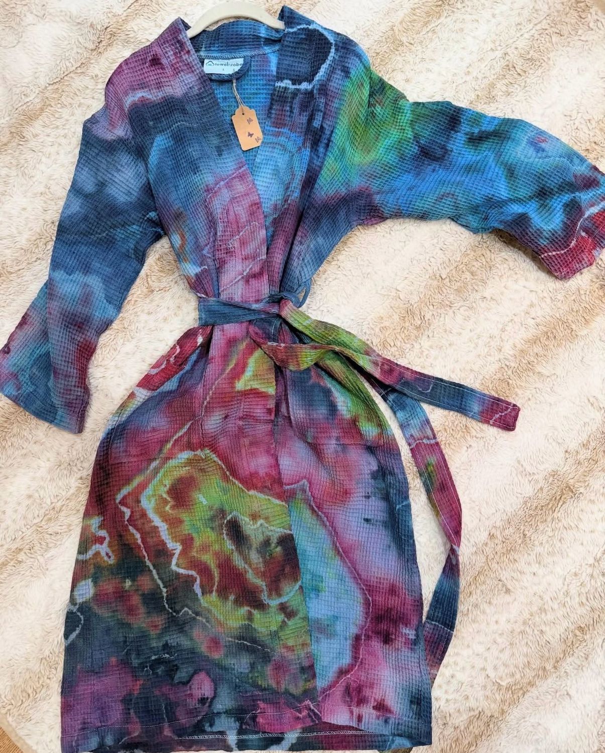 Cotton Waffle Robe Size Large.  Runs Small.