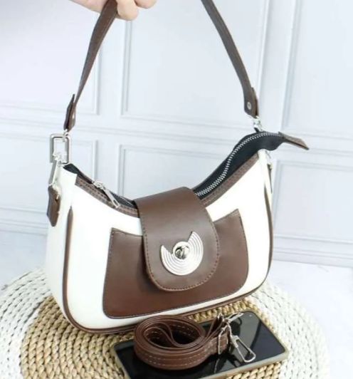 Women’s Minimal Crossbody