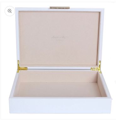 Box White &amp; Gold 8x11